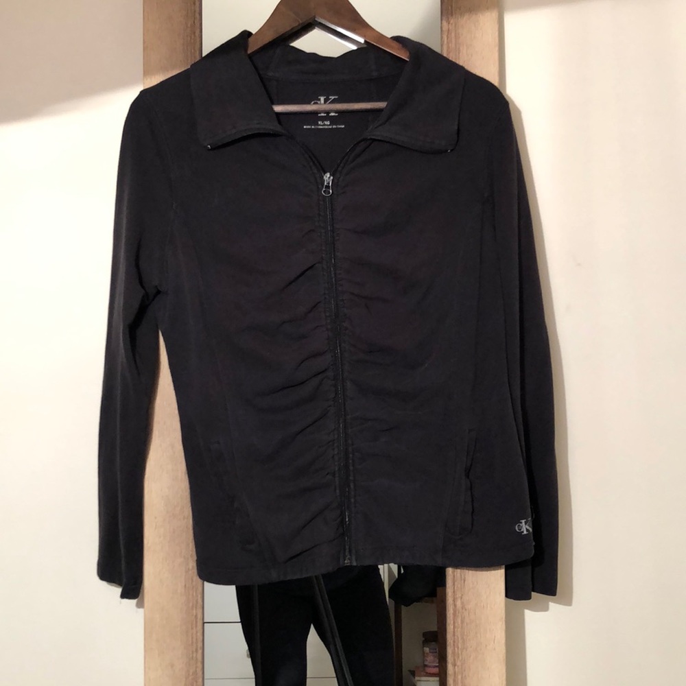 Black workout zip up